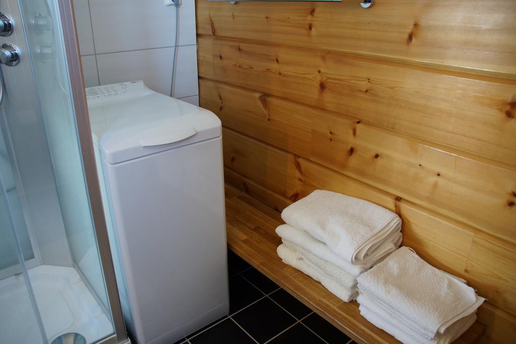Aaroybukt Guesthouse Aroybukta Εξωτερικό φωτογραφία