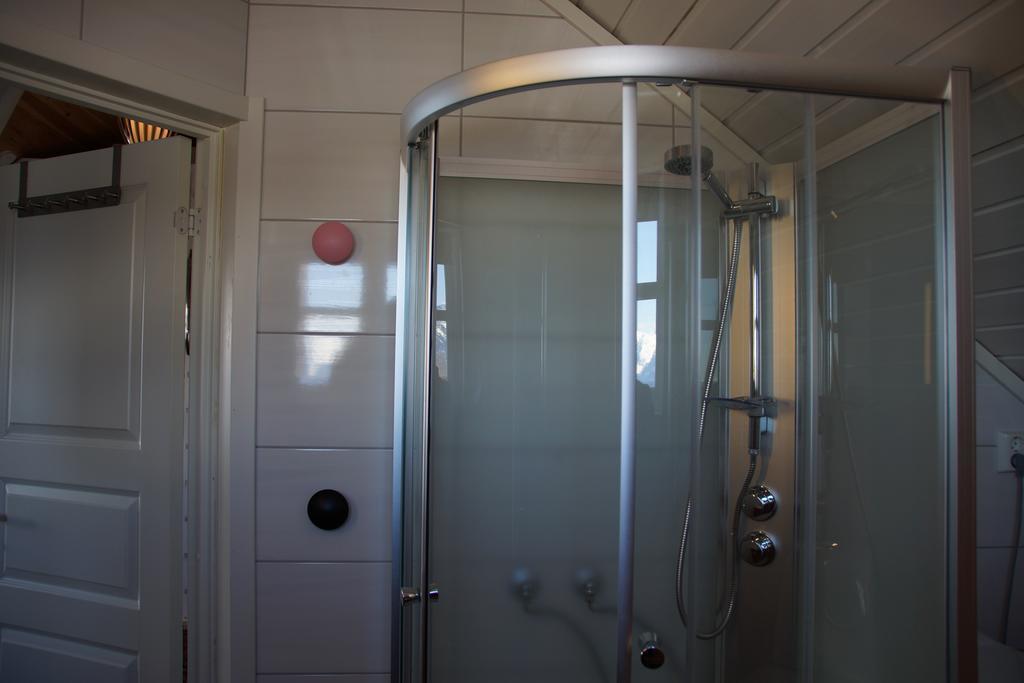 Aaroybukt Guesthouse Aroybukta Εξωτερικό φωτογραφία