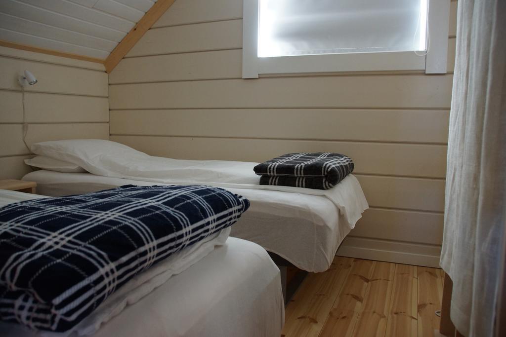 Aaroybukt Guesthouse Aroybukta Εξωτερικό φωτογραφία
